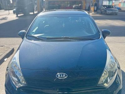 Usata Kia Rio 75 CV (55 kW) 2012 Nero Utilitaria