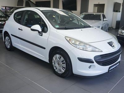 Gebraucht Peugeot 207 Filou 73 PS (53 kW) 2008 Weiß Limousine
