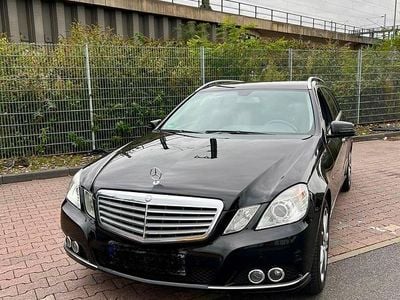 Mercedes E200