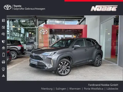 Gebraucht Toyota Yaris Cross Team 116 PS (85 kW) 2022 Marlingrau metallic SUV