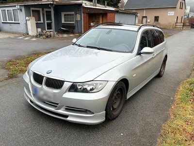 Silber Gebraucht 2006 BMW 325 Kombi | 5.300 €