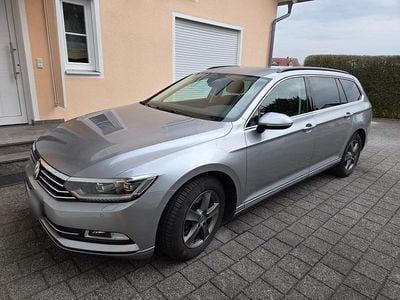 Gebraucht VW Passat 179 PS (131 kW) 2018 Grau Kombi