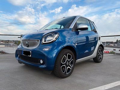 Begagnad Smart ForTwo Cabrio Prime 90 HK (66 kW) 2016 Blå Cab