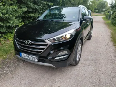 Gebraucht Hyundai Tucson 177 PS (130 kW) 2017 Schwarz SUV