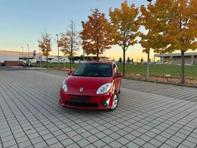 Używany Renault Twingo Rip Curl 76 KM (55 kW) 2009 Czerwony Hatchback