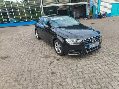 Gebraucht Audi A3 Attraction 122 PS (89 kW) 2013 Braun Limousine