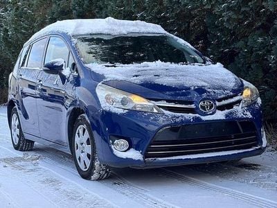 Gebraucht Toyota Verso 112 PS (82 kW) 2014 Blau Van / Kleinbus