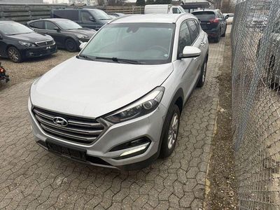 Silber Gebraucht 2016 Hyundai Tucson Trend SUV | 6.500 € (Fairer Preis)