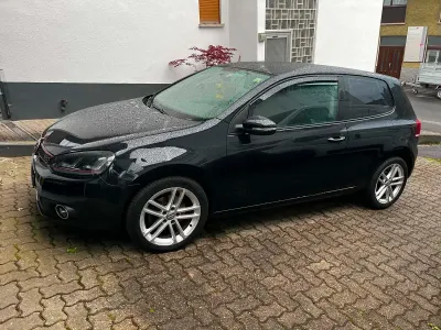 Gebraucht VW Golf VI GTI 122 PS (89 kW) 2009 Schwarz Kleinwagen