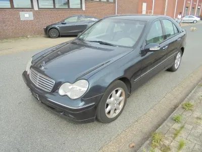 Gebraucht Mercedes C240 Elegance 170 PS (125 kW) 2002 Limousine
