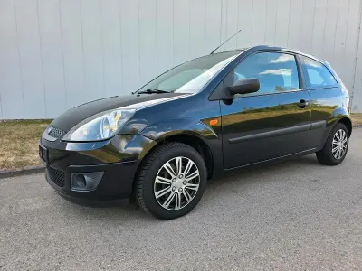 Gebraucht Ford Fiesta 60 PS (44 kW) 2006 Schwarz Kleinwagen