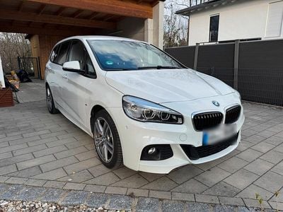 Gebraucht BMW 220 Gran Tourer M Sport 190 PS (139 kW) 2017 Weiß Van / Kleinbus