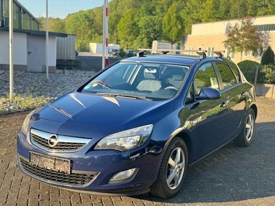 gebraucht Opel Astra 1.7 CDTI Sports Tourer 1HD TÜV 07.25