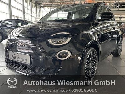 Gebraucht Fiat 500e La Prima 86 kW (118 PS) 2022 Schwarz Kleinwagen