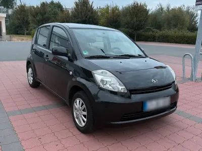 Gebraucht Daihatsu Sirion 87 PS (63 kW) 2005 Schwarz Kleinwagen
