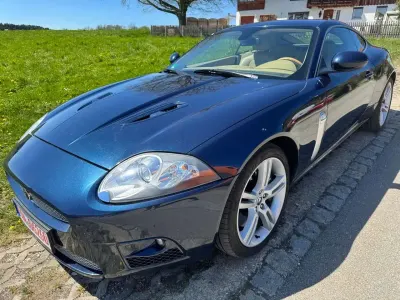 Używany Jaguar XKR Supercharged 416 KM (305 kW) 2008 Niebieski Coupe