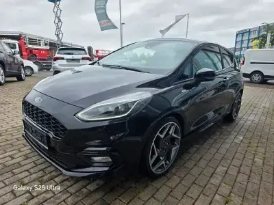 Gebraucht Ford Fiesta ST-Line 140 PS (102 kW) 2020 Schwarz Kleinwagen