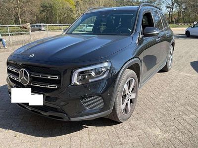 Mercedes GLB200