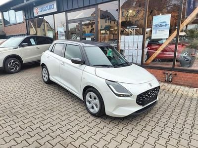 Neu Suzuki Swift Comfort 83 PS (61 kW) 2025 Blau Limousine