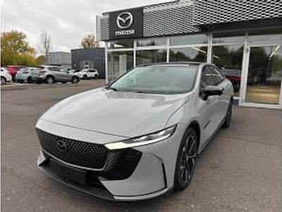 Neu Mazda 6e Takumi-Line 189 kW (258 PS) 2025 Grau Limousine
