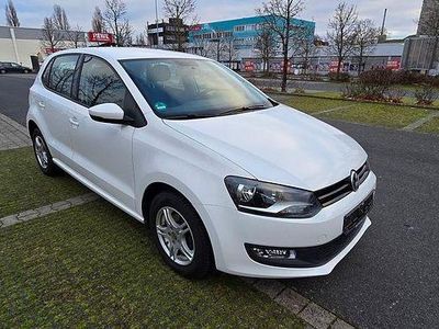 Weiß Gebraucht 2013 VW Polo Comfortline Limousine | 7.450 € (Fairer Preis)