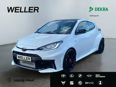 Gebraucht Toyota Yaris 280 PS (205 kW) 2024 Platinumweiß perleffekt Kleinwagen