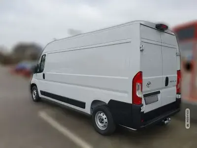 Gebraucht Toyota Proace 140 PS (102 kW) 2024 Weiß Van / Kleinbus