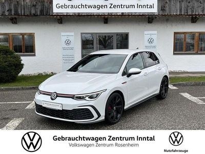 Gebraucht VW Golf VIII GTI 245 PS (180 kW) 2023 Oryxweiß perlmutteffekt Limousine