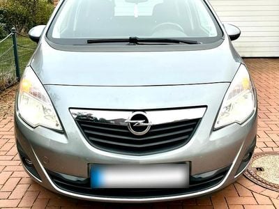 Usata Opel Meriva 74 CV (54 kW) 2011 Grigio Monovolume