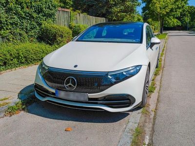 Mercedes EQS450+
