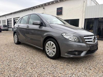 Mercedes B200