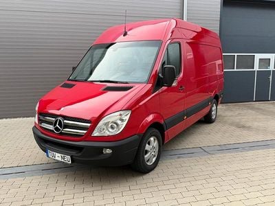 Gebraucht Mercedes Sprinter 163 PS (119 kW) 2009 Rot Van