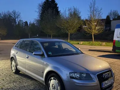 Używany Audi A3 Ambiente 116 KM (85 kW) 2006 Srebrny Hatchback