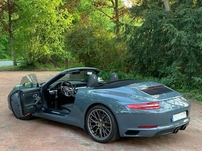 Porsche 911 Carrera Cabriolet