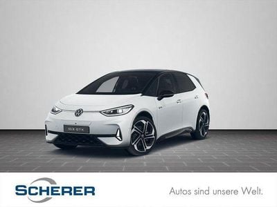 Gebraucht VW ID.3 GTX 239 kW (326 PS) 2025 Gletscherweiß metallic schwarz (metallic) Kleinwagen