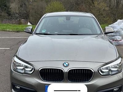 Gebraucht BMW 116 109 PS (80 kW) 2016 Gold Kleinwagen