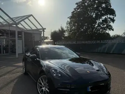 Gebraucht Porsche Panamera 4 330 PS (242 kW) 2022 Schwarz Kleinwagen