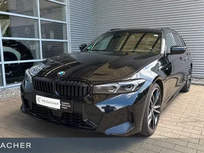 Gebraucht BMW 330 M Sport 245 PS (180 kW) 2023 Schwarz Limousine