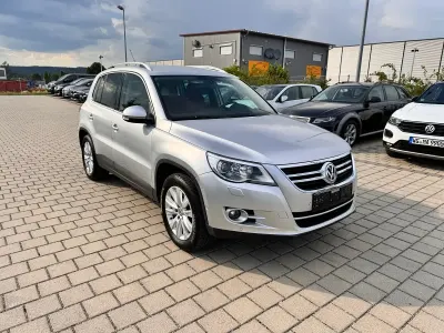 Gebraucht VW Tiguan 140 PS (102 kW) 2010 Silber SUV