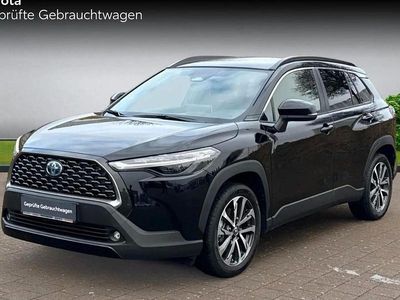 Gebraucht Toyota Corolla Cross Basis 197 PS (144 kW) 2023 Tiefschwarz mica metallic SUV