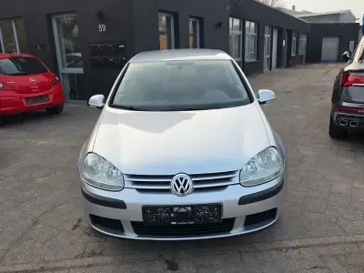 Gebraucht VW Golf V Comfortline 80 PS (58 kW) 2007 Silber Limousine