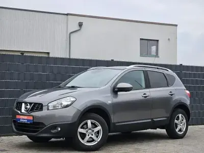 Używany Nissan Qashqai I-Way 141 KM (103 kW) 2012 Szary SUV