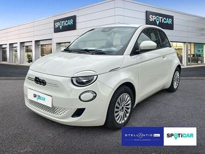 Gebraucht Fiat 500e Tech 86 kW (118 PS) 2023 Weiß Kleinwagen