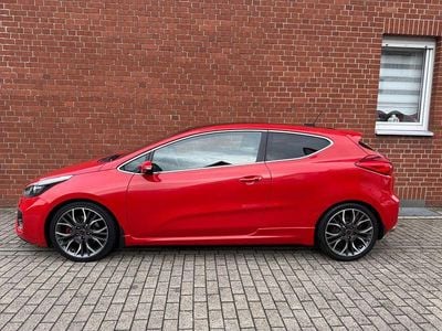 Rot Gebraucht 2014 Kia Ceed GT-Track Kleinwagen | 10.999 € (Fairer Preis)