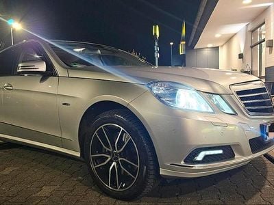 Gebraucht Mercedes E350 2010 Grau Limousine