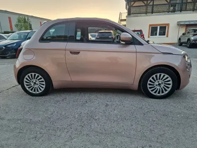 Gebraucht Fiat 500e Basis 86 kW (118 PS) 2023 Gold Kleinwagen