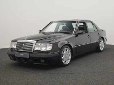 Gebraucht Mercedes E500 320 PS (235 kW) 1991 Schwarz Limousine