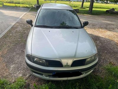 Mitsubishi Carisma