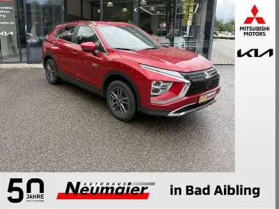 Gebraucht Mitsubishi Eclipse Cross Plus 188 PS (138 kW) 2021 Dynamikrot SUV