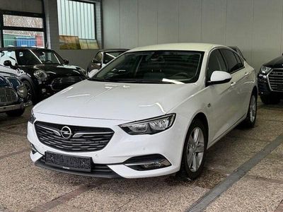 Gebraucht Opel Insignia Dynamic 136 PS (100 kW) 2017 Weiß Limousine